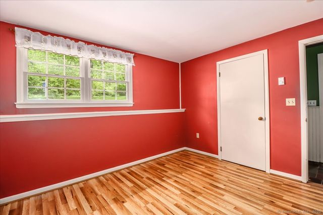 31 Buckingham Road, New Milford, CT 06776