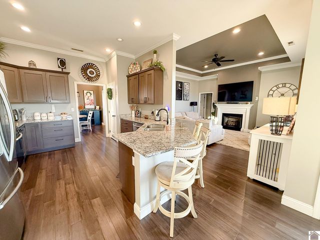 1490 Falcons Ridge Blvd, Paducah, KY 42001