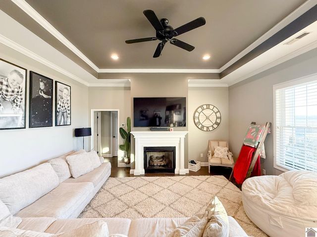 1490 Falcons Ridge Blvd, Paducah, KY 42001