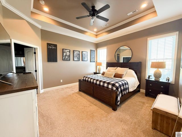 1490 Falcons Ridge Blvd, Paducah, KY 42001