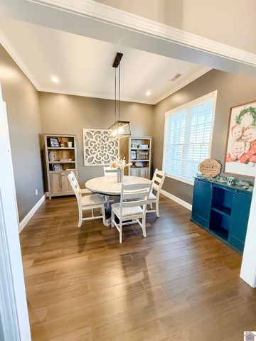 1490 Falcons Ridge Blvd, Paducah, KY 42001