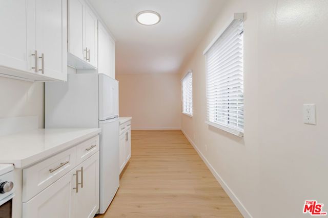 2401 N Beachwood Drive 9, Los Angeles, CA 90068