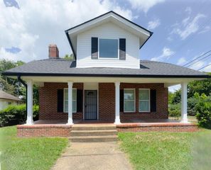 2025 Rawlings Street, Chattanooga, TN 37406