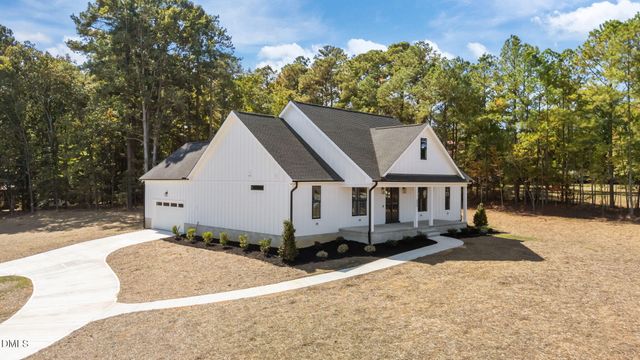 582 Harnett Central Road, Fuquay Varina, NC 27526