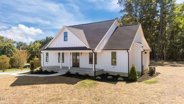 582 Harnett Central Road, Fuquay Varina, NC 27526