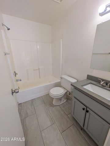 11703 W MADERO Drive, Arizona City, AZ 85123