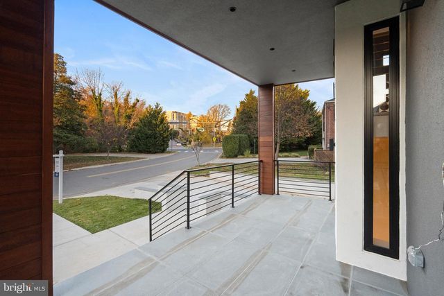 4902 GREENWAY DR, Bethesda, MD 20816