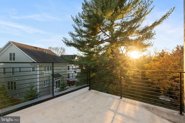 4902 GREENWAY DR, Bethesda, MD 20816