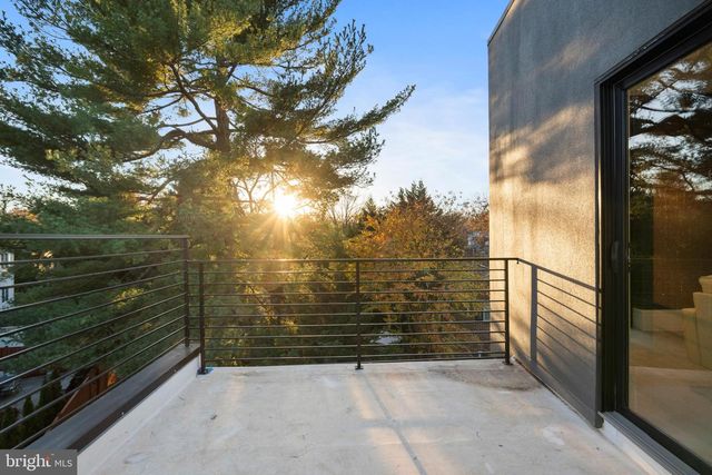 4902 GREENWAY DR, Bethesda, MD 20816