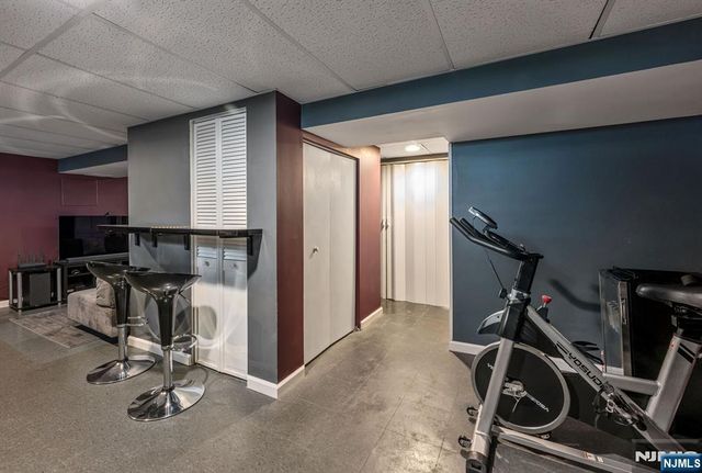 60 Mohr Avenue, Bloomfield, NJ 07003