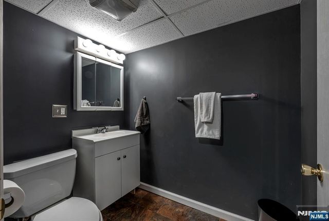 60 Mohr Avenue, Bloomfield, NJ 07003