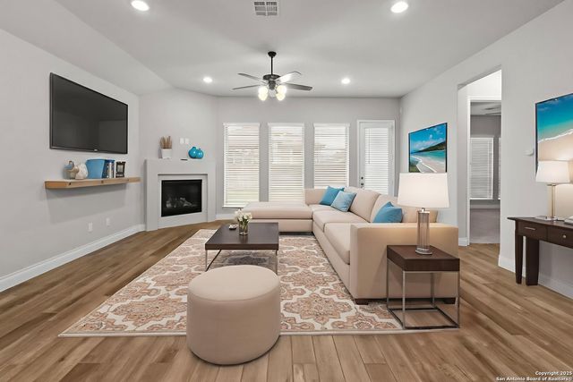 3136 Coral, Seguin, TX 78155