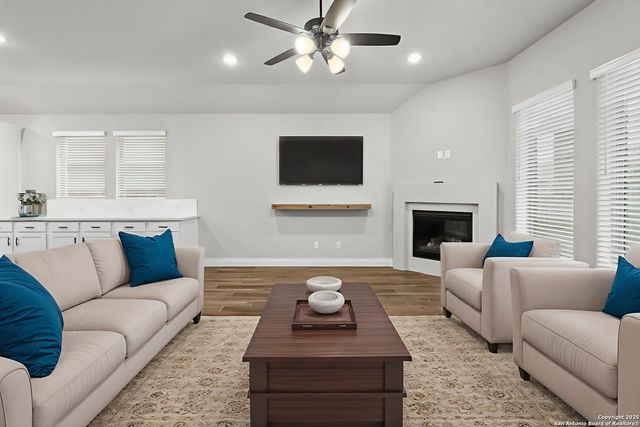 3136 Coral, Seguin, TX 78155