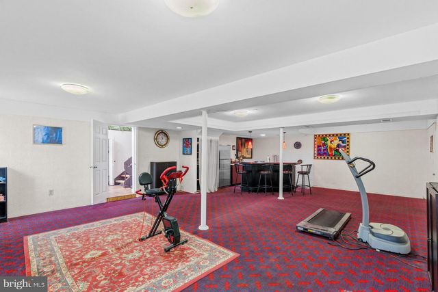 900 AZALEA DR, Rockville, MD 20850