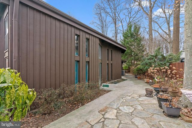 900 AZALEA DR, Rockville, MD 20850