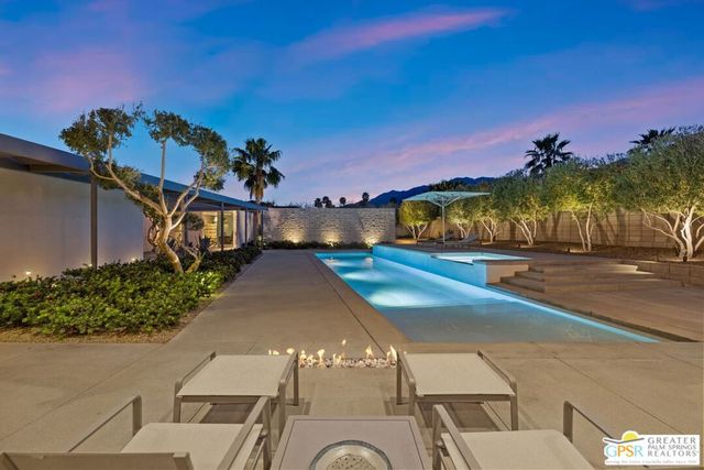 3075 Goldenrod Lane, Palm Springs, CA 92264