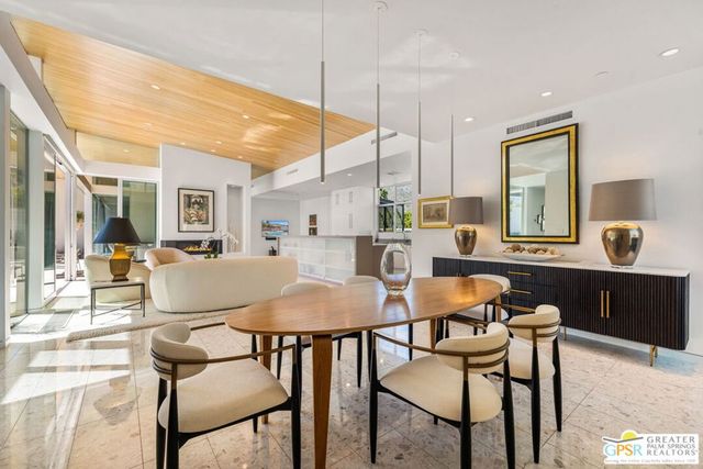 3075 Goldenrod Lane, Palm Springs, CA 92264