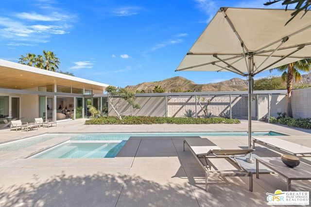 3075 Goldenrod Lane, Palm Springs, CA 92264