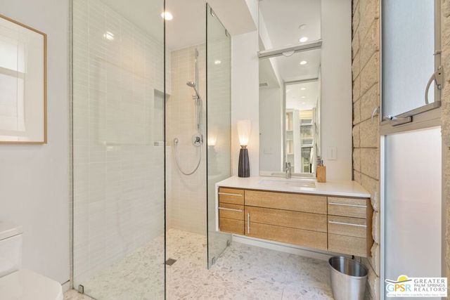 3075 Goldenrod Lane, Palm Springs, CA 92264