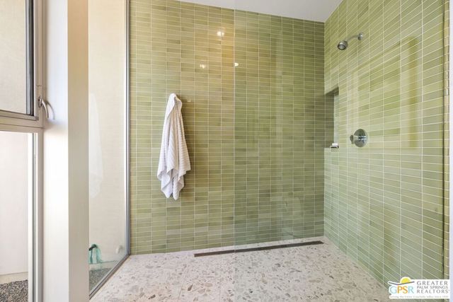 3075 Goldenrod Lane, Palm Springs, CA 92264