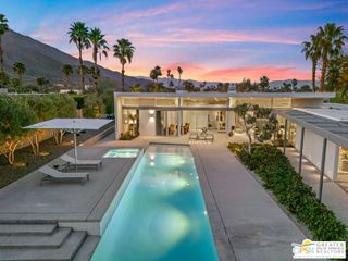 3075 Goldenrod Lane, Palm Springs, CA 92264