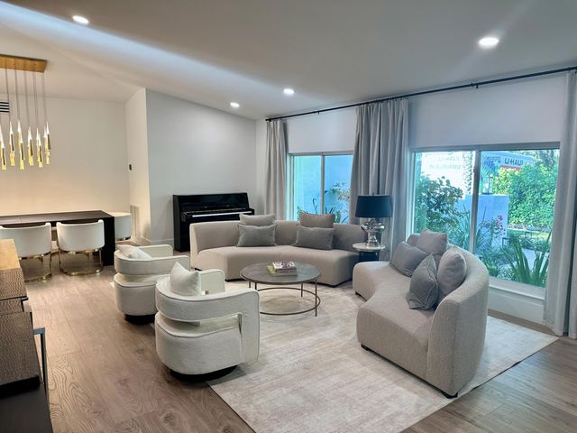 2804 Banyan Boulevard Circle NW, Boca Raton, FL 33431