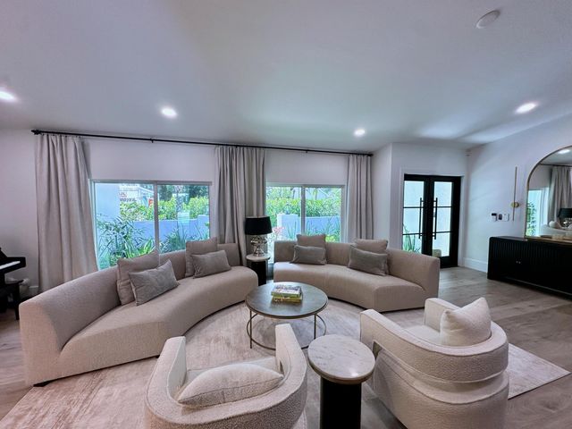 2804 Banyan Boulevard Circle NW, Boca Raton, FL 33431