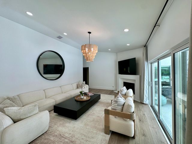 2804 Banyan Boulevard Circle NW, Boca Raton, FL 33431