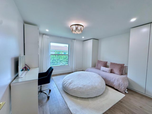 2804 Banyan Boulevard Circle NW, Boca Raton, FL 33431