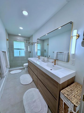 2804 Banyan Boulevard Circle NW, Boca Raton, FL 33431