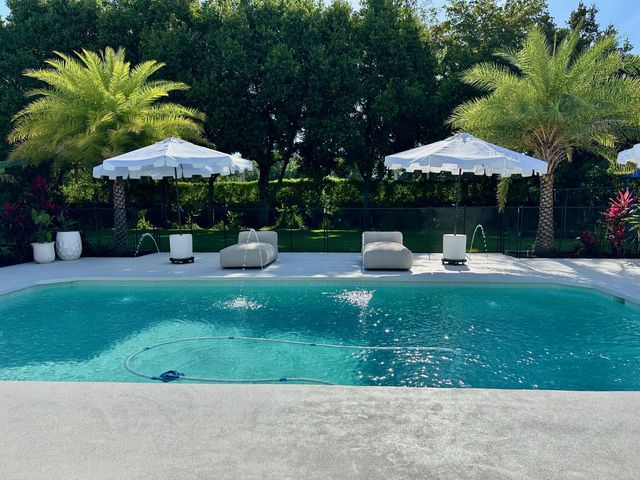 2804 Banyan Boulevard Circle NW, Boca Raton, FL 33431