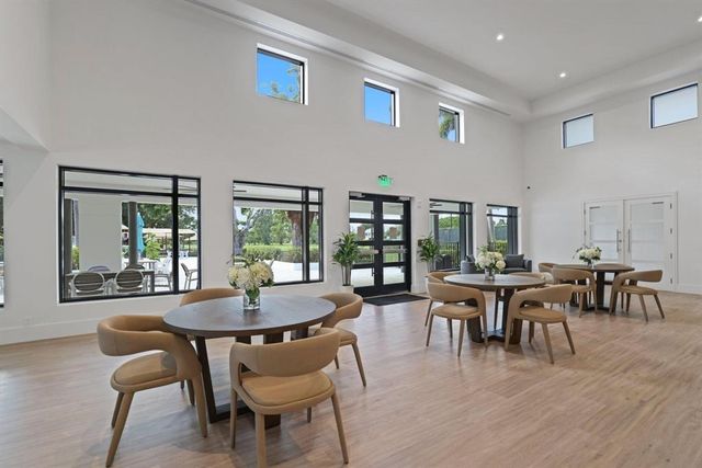 2804 Banyan Boulevard Circle NW, Boca Raton, FL 33431