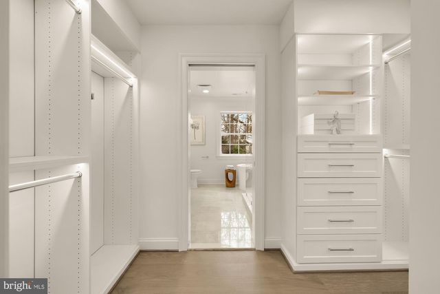 4827 SEDGWICK ST NW, Washington, DC 20016