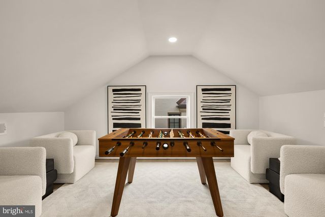 4827 SEDGWICK ST NW, Washington, DC 20016