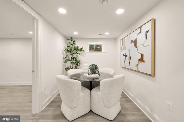 4827 SEDGWICK ST NW, Washington, DC 20016