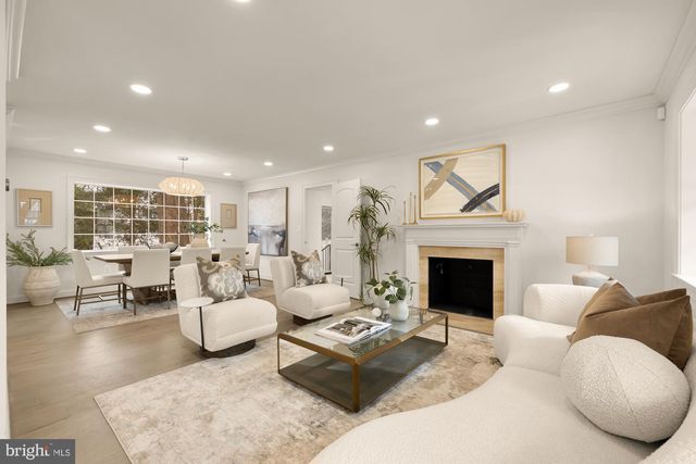 4827 SEDGWICK ST NW, Washington, DC 20016