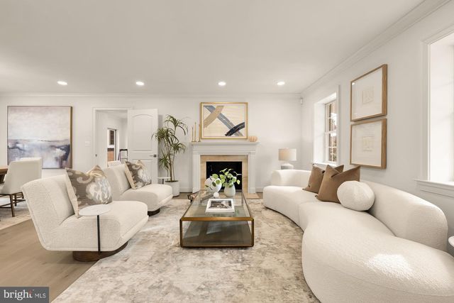 4827 SEDGWICK ST NW, Washington, DC 20016