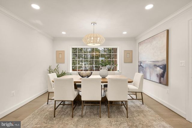 4827 SEDGWICK ST NW, Washington, DC 20016