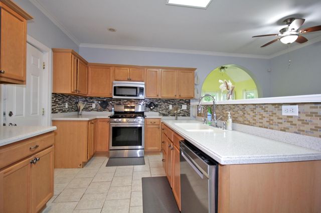 1783 Friendship Rd, Cross Plains, TN 37049