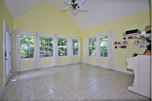 1783 Friendship Rd, Cross Plains, TN 37049