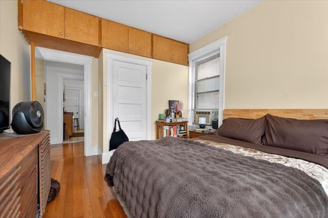 19 Royal St 6, Boston, MA 02134