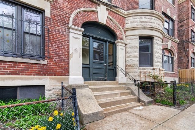 19 Royal St 6, Boston, MA 02134