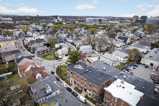 19 Royal St 6, Boston, MA 02134