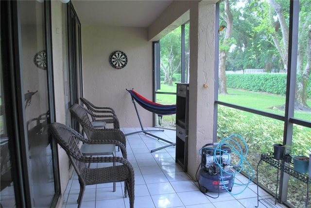 9867 NW 1st Court, Plantation, FL 33324