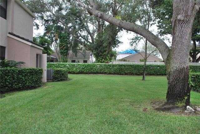 9867 NW 1st Court, Plantation, FL 33324