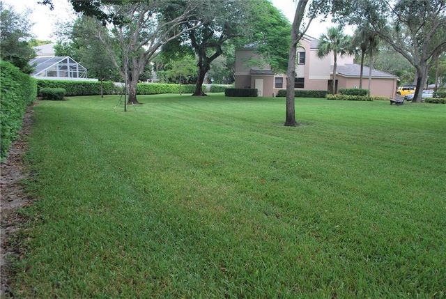9867 NW 1st Court, Plantation, FL 33324