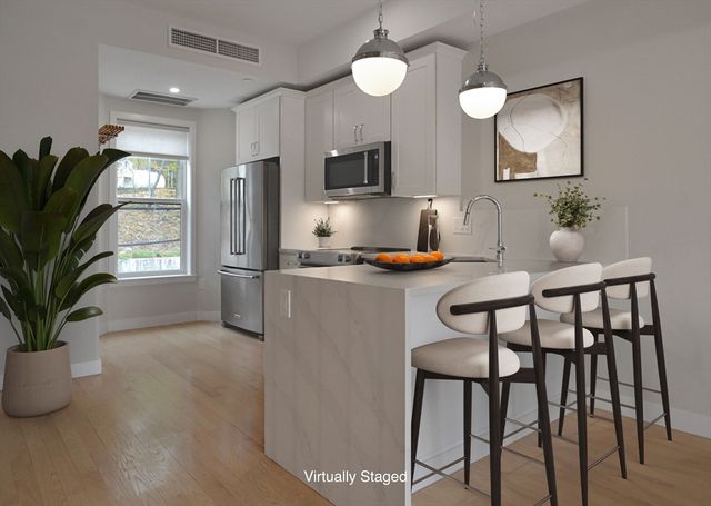 174 Fisher Ave A, Boston, MA 02120