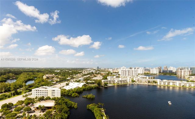 17301 Biscayne Boulevard LPH10, North Miami Beach, FL 33160