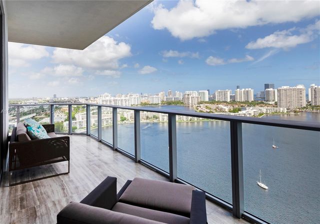 17301 Biscayne Boulevard LPH10, North Miami Beach, FL 33160