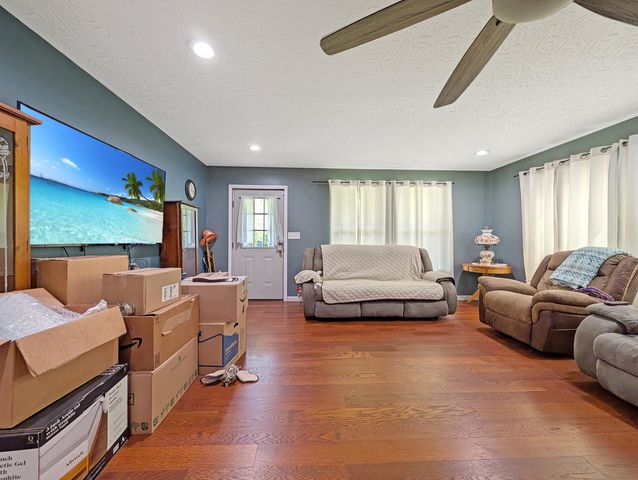 925 Trusty Road, Hustonville, KY 40437